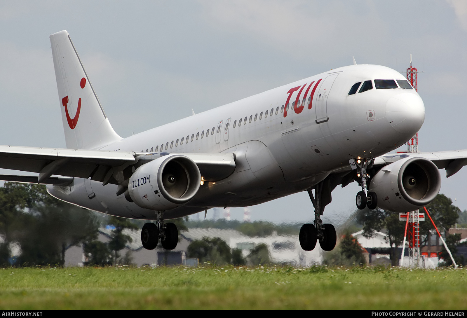 Aircraft Photo of ES-SAQ | Airbus A320-214 | TUI | AirHistory.net #385512