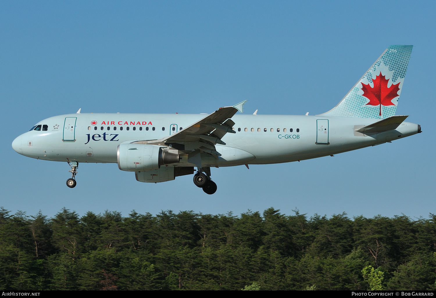 Aircraft Photo of C-GKOB | Airbus A319-112 | Air Canada Jetz | AirHistory.net #385586
