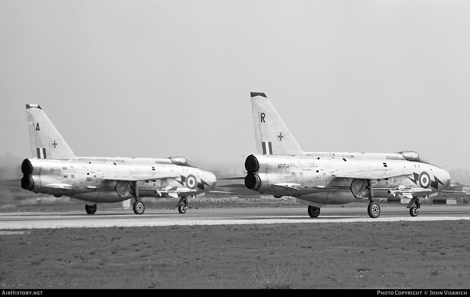 Aircraft Photo of XP754 | English Electric Lightning F3 | UK - Air Force | AirHistory.net #385619