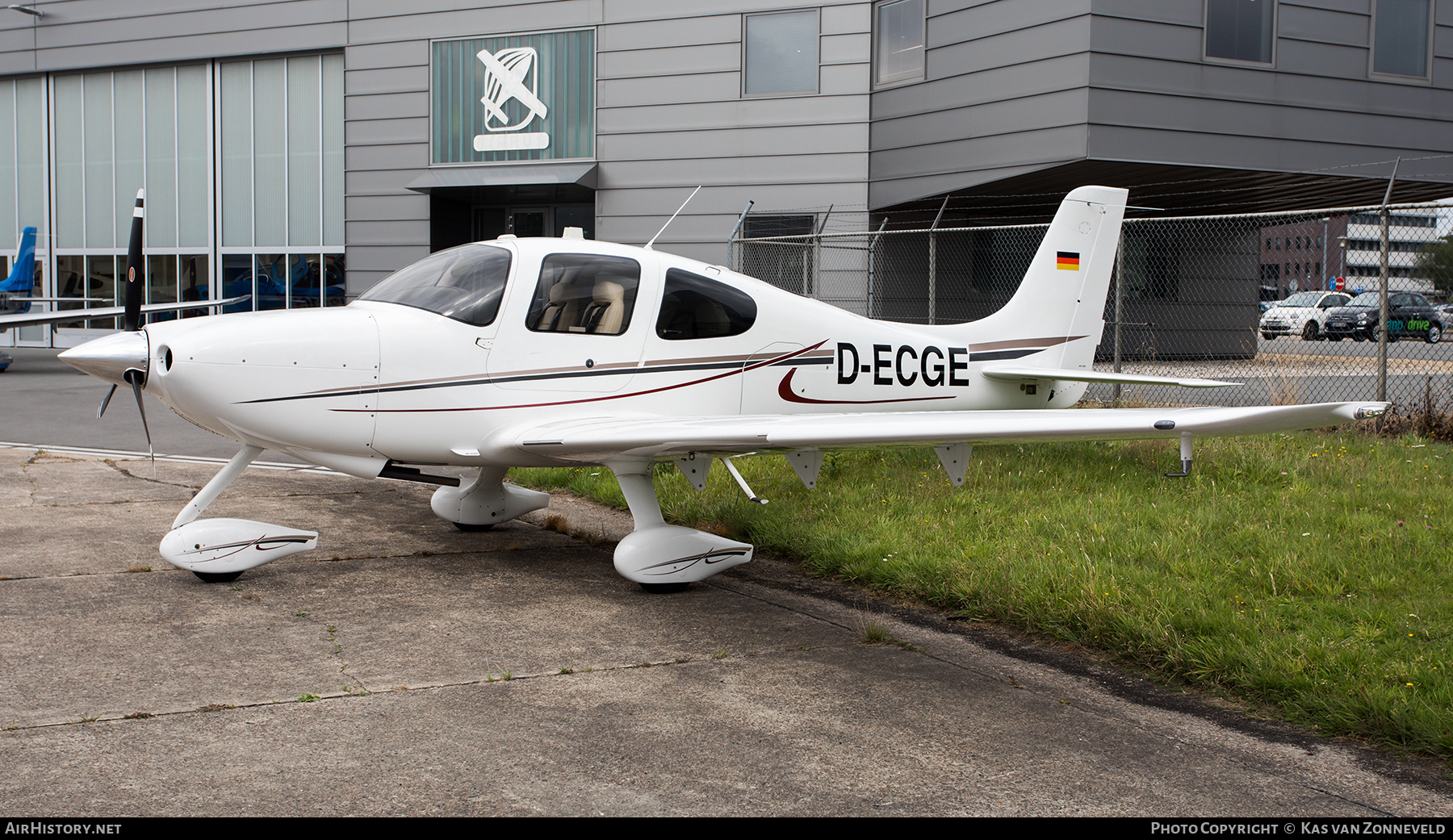 Aircraft Photo of D-ECGE | Cirrus SR-20 G3-GS | AirHistory.net #385626