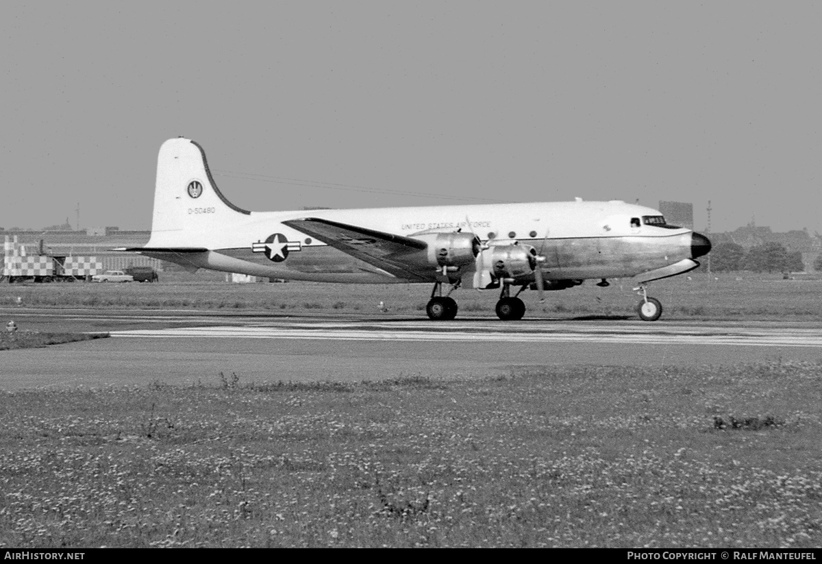 Aircraft Photo of 45-480 / 0-50480 | Douglas VC-54G Skymaster | USA - Air Force | AirHistory.net #385643