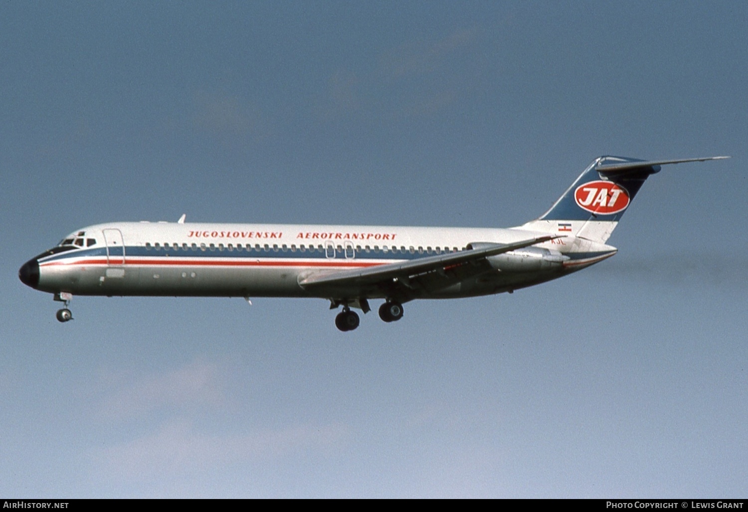 Aircraft Photo of YU-AJL | McDonnell Douglas DC-9-32 | JAT Yugoslav Airlines - Jugoslovenski Aerotransport | AirHistory.net #385645