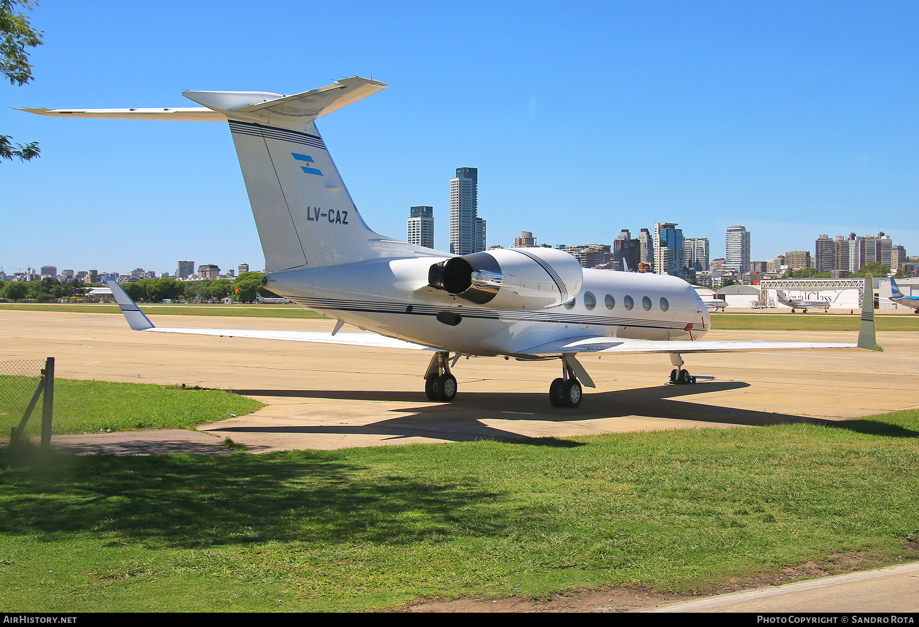 Aircraft Photo of LV-CAZ | Gulfstream Aerospace G-IV Gulfstream G400 | AirHistory.net #385675