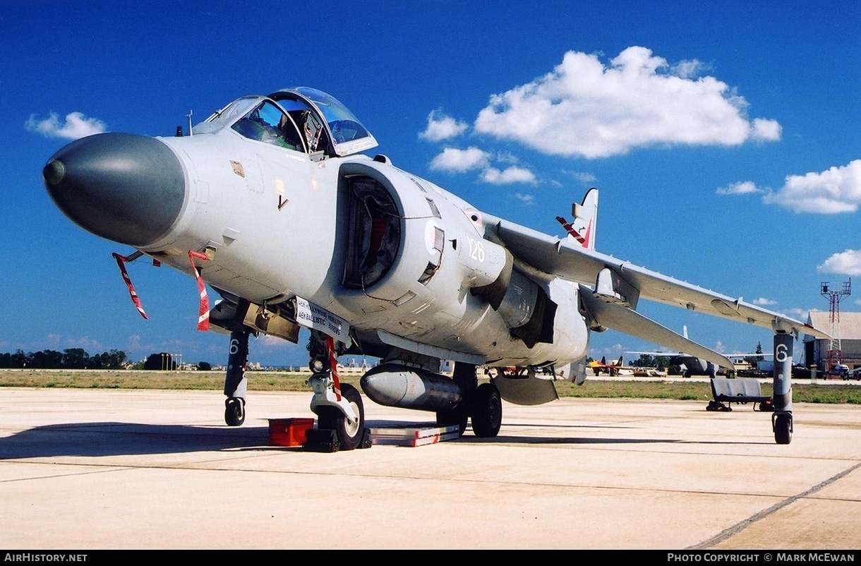 Aircraft Photo of ZD610 | British Aerospace Sea Harrier FA2 | UK - Navy | AirHistory.net #385720