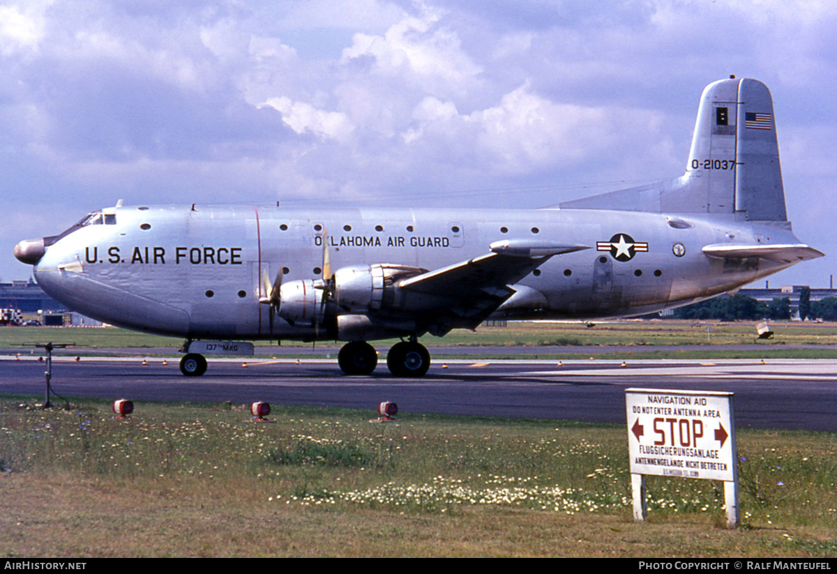 Aircraft Photo of 52-1037 / 0-21037 | Douglas C-124C Globemaster II | USA - Air Force | AirHistory.net #385745