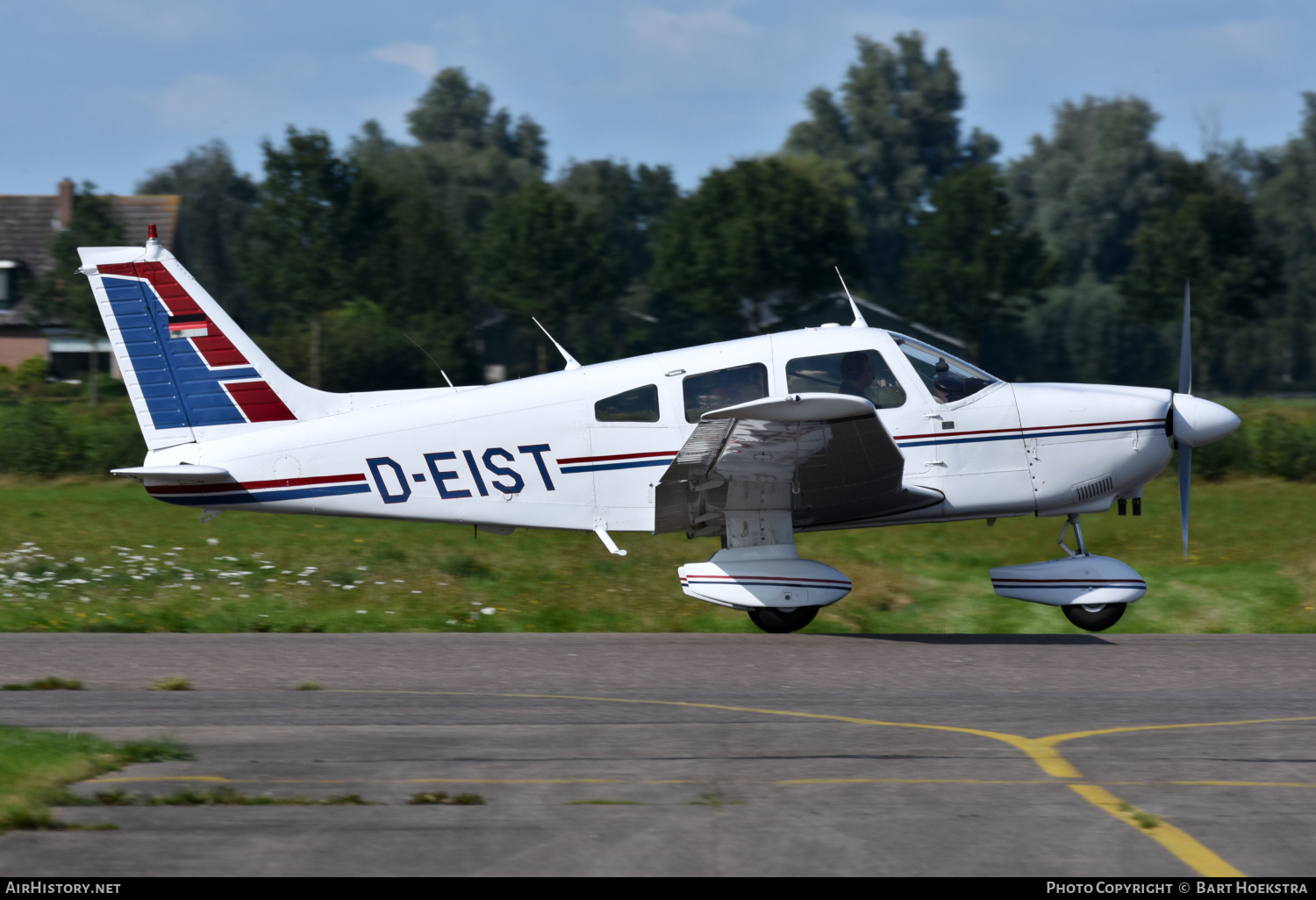 Aircraft Photo of D-EIST | Piper PA-28-181 Archer II | AirHistory.net #385782