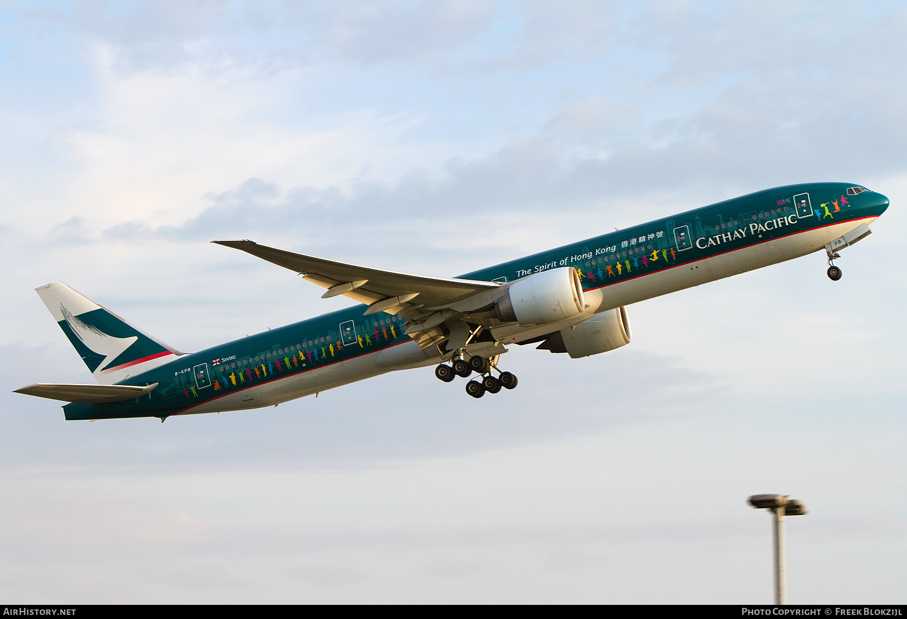 Aircraft Photo of B-KPB | Boeing 777-367/ER | Cathay Pacific Airways | AirHistory.net #385830