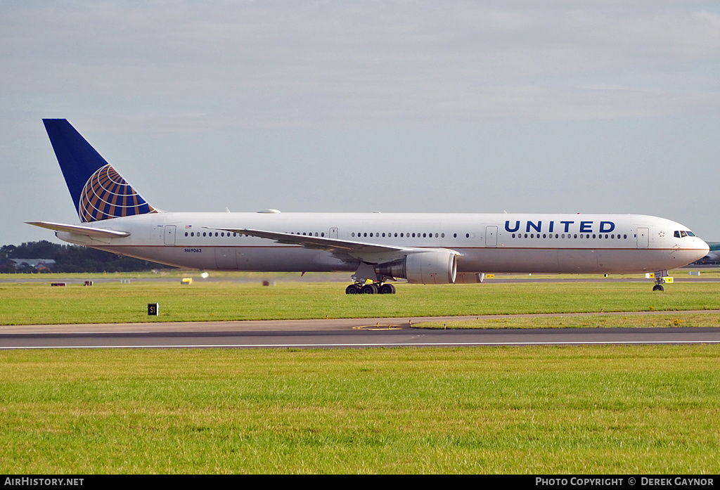 Aircraft Photo of N69063 | Boeing 767-424/ER | United Airlines | AirHistory.net #385846