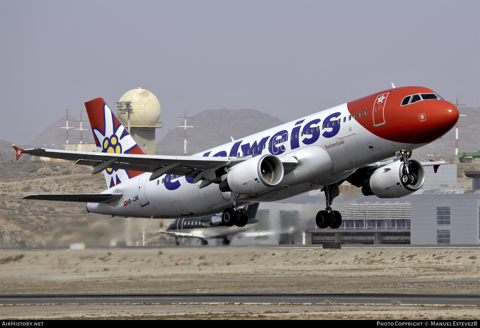 Aircraft Photo of HB-JJM | Airbus A320-214 | Edelweiss Air | AirHistory.net #386077
