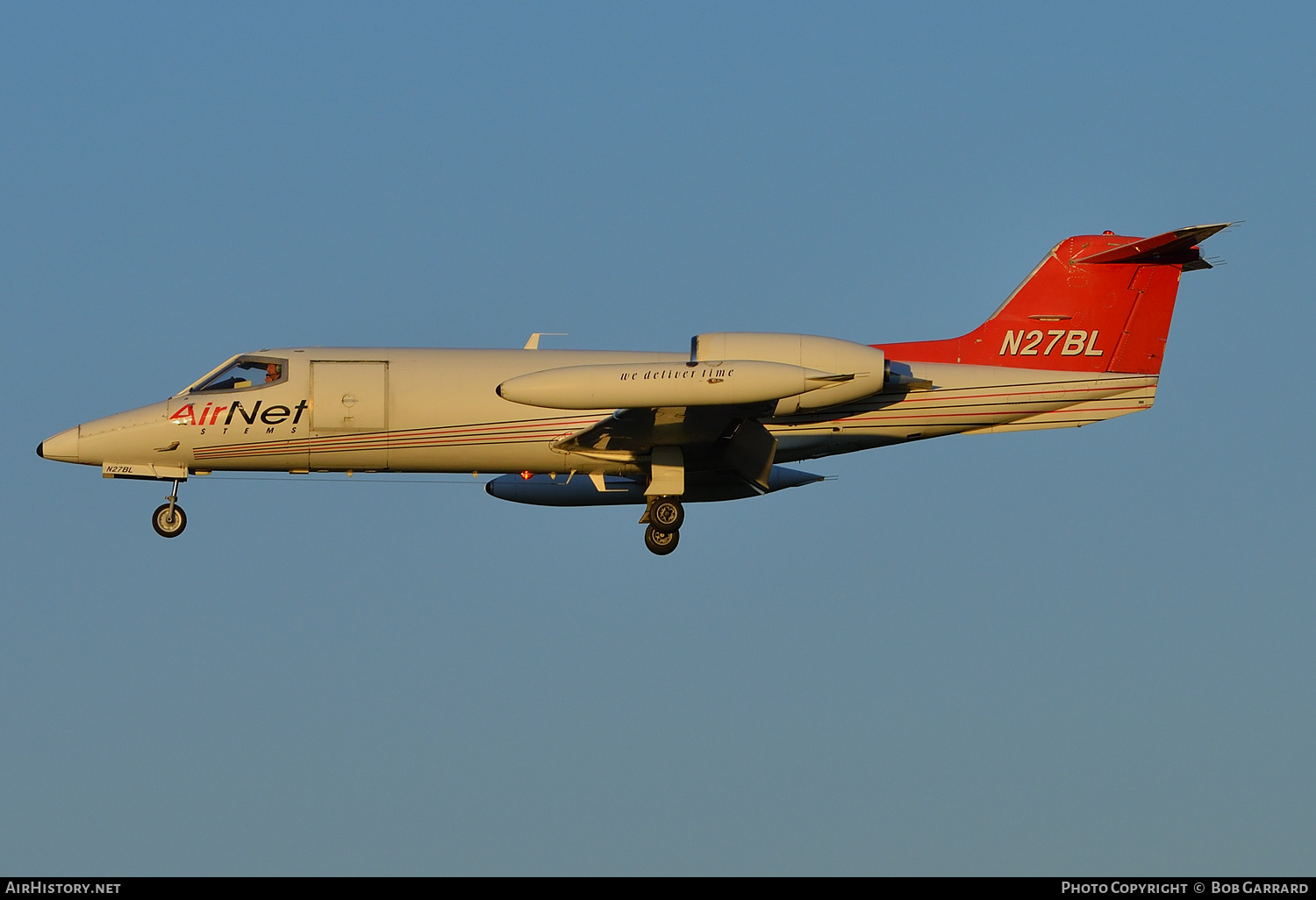 Aircraft Photo of N27BL | Gates Learjet 35A | AirNet Systems | AirHistory.net #386084