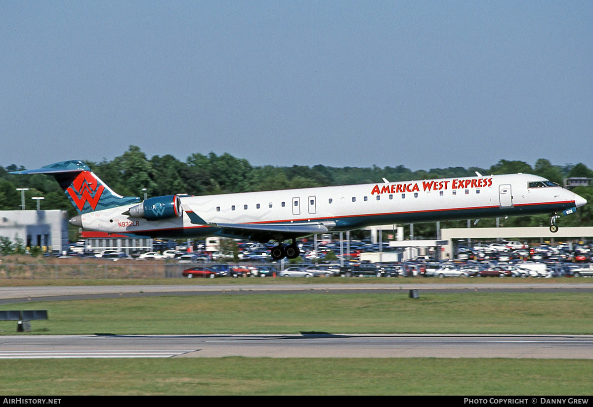 Aircraft Photo of N932LR | Bombardier CRJ-900ER (CL-600-2D24) | America West Express | AirHistory.net #386086