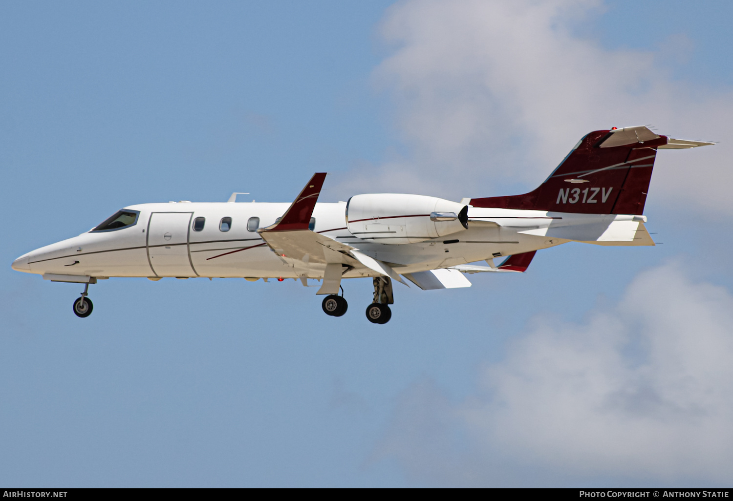 Aircraft Photo of N31ZV | Learjet 31A | EZAir | AirHistory.net #386111