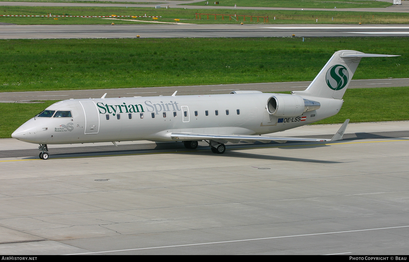 Aircraft Photo of OE-LSS | Bombardier CRJ-200LR (CL-600-2B19) | Styrian Spirit | AirHistory.net #386209