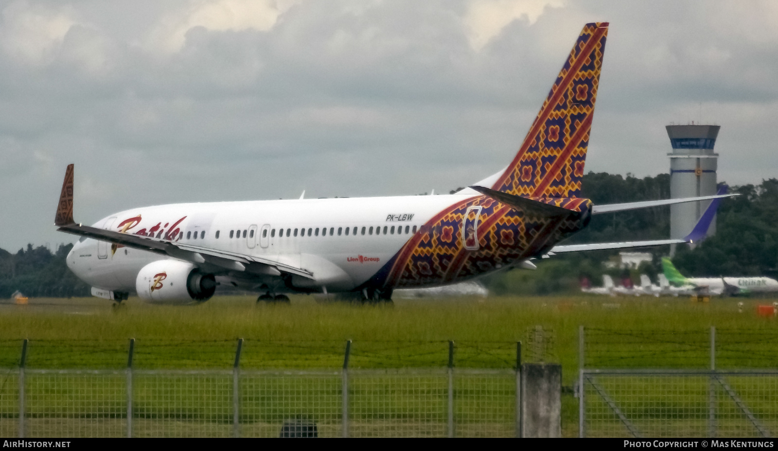 Aircraft Photo of PK-LBW | Boeing 737-8GP | Batik Air | AirHistory.net #386226