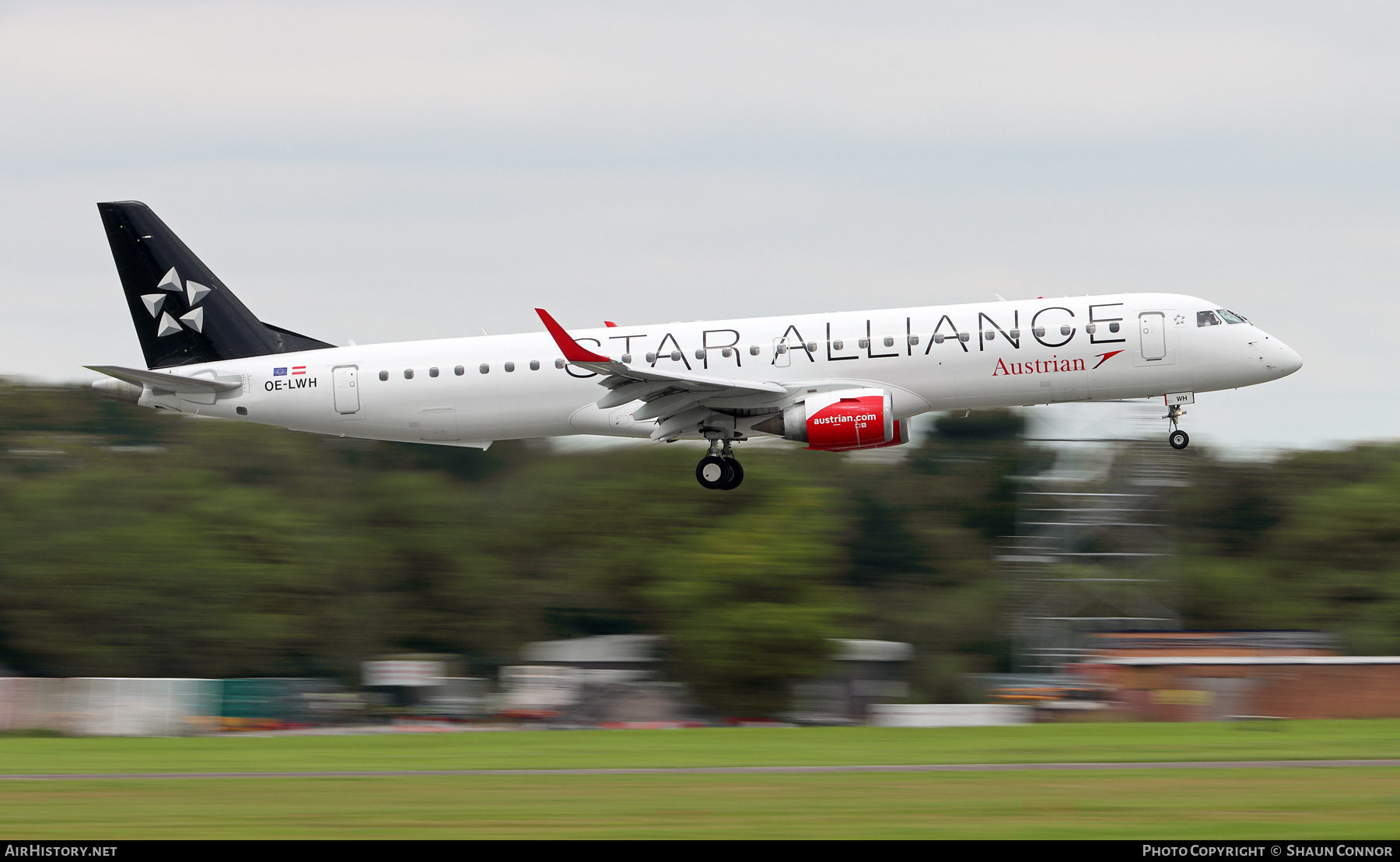 Aircraft Photo of OE-LWH | Embraer 195LR (ERJ-190-200LR) | Austrian Airlines | AirHistory.net #386292