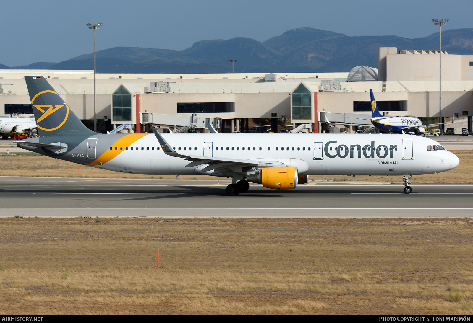 Aircraft Photo of D-AIAG | Airbus A321-211 | Condor Flugdienst | AirHistory.net #386313