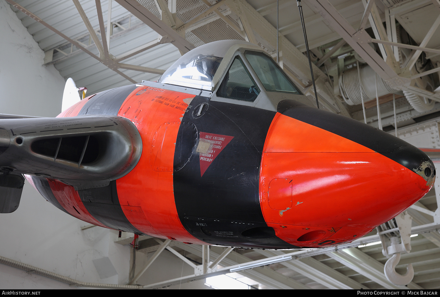 Aircraft Photo of J-1081 | De Havilland D.H. 100 Vampire FB6 | Switzerland - Air Force | AirHistory.net #386353