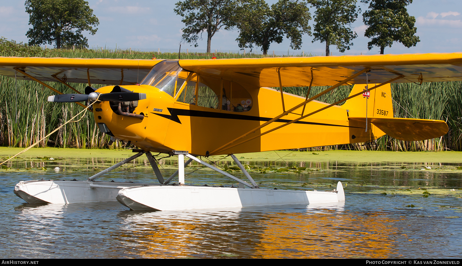 Aircraft Photo of N33587 / NC33587 | Piper J-3C-65 Cub | AirHistory.net #386447