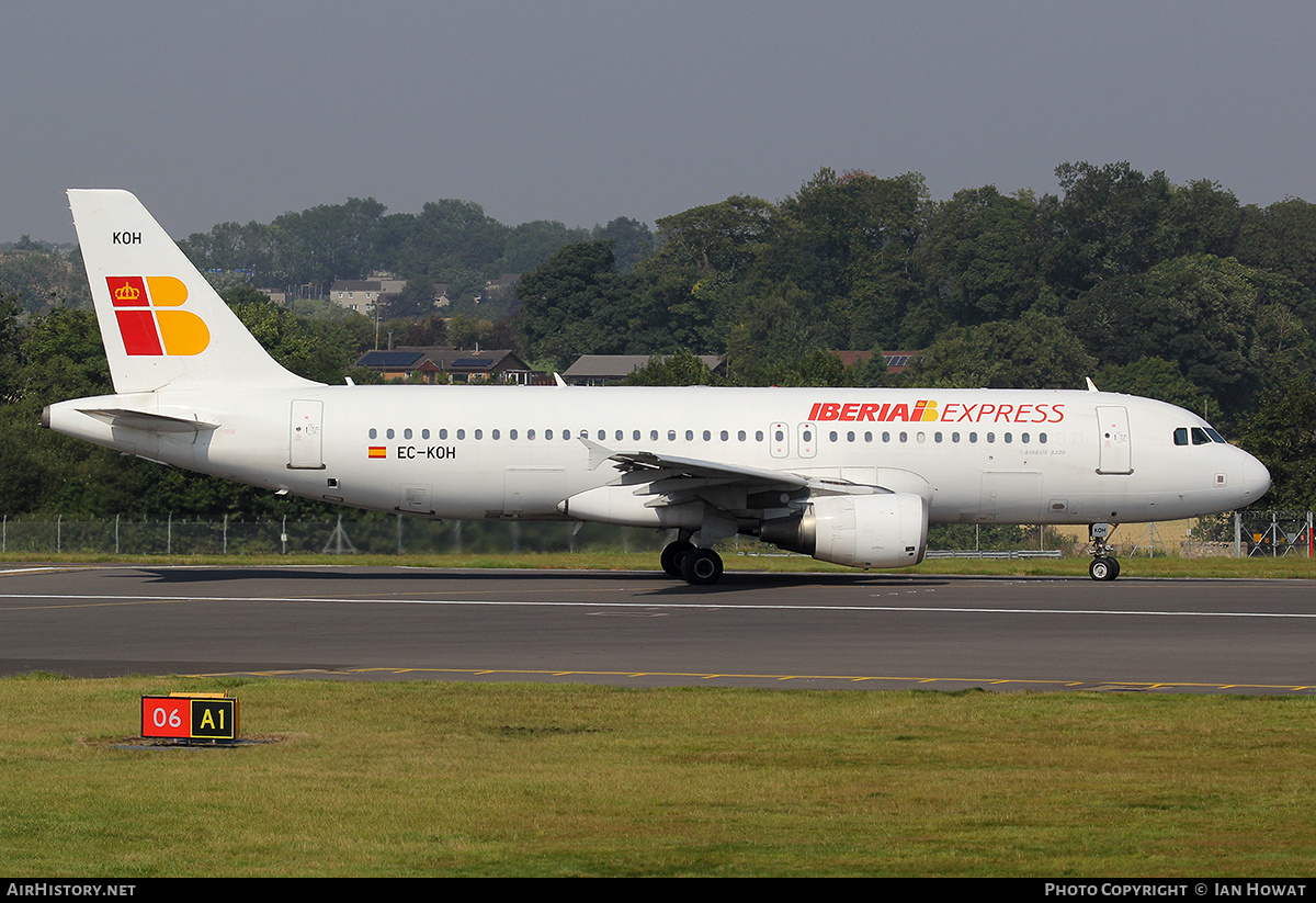 Aircraft Photo of EC-KOH | Airbus A320-214 | Iberia Express | AirHistory.net #386463