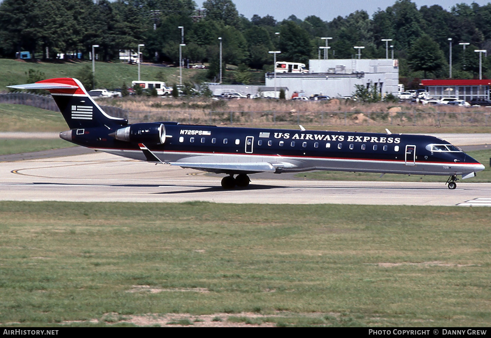 Aircraft Photo of N725PS | Bombardier CRJ-701ER (CL-600-2C10) | US Airways Express | AirHistory.net #386503