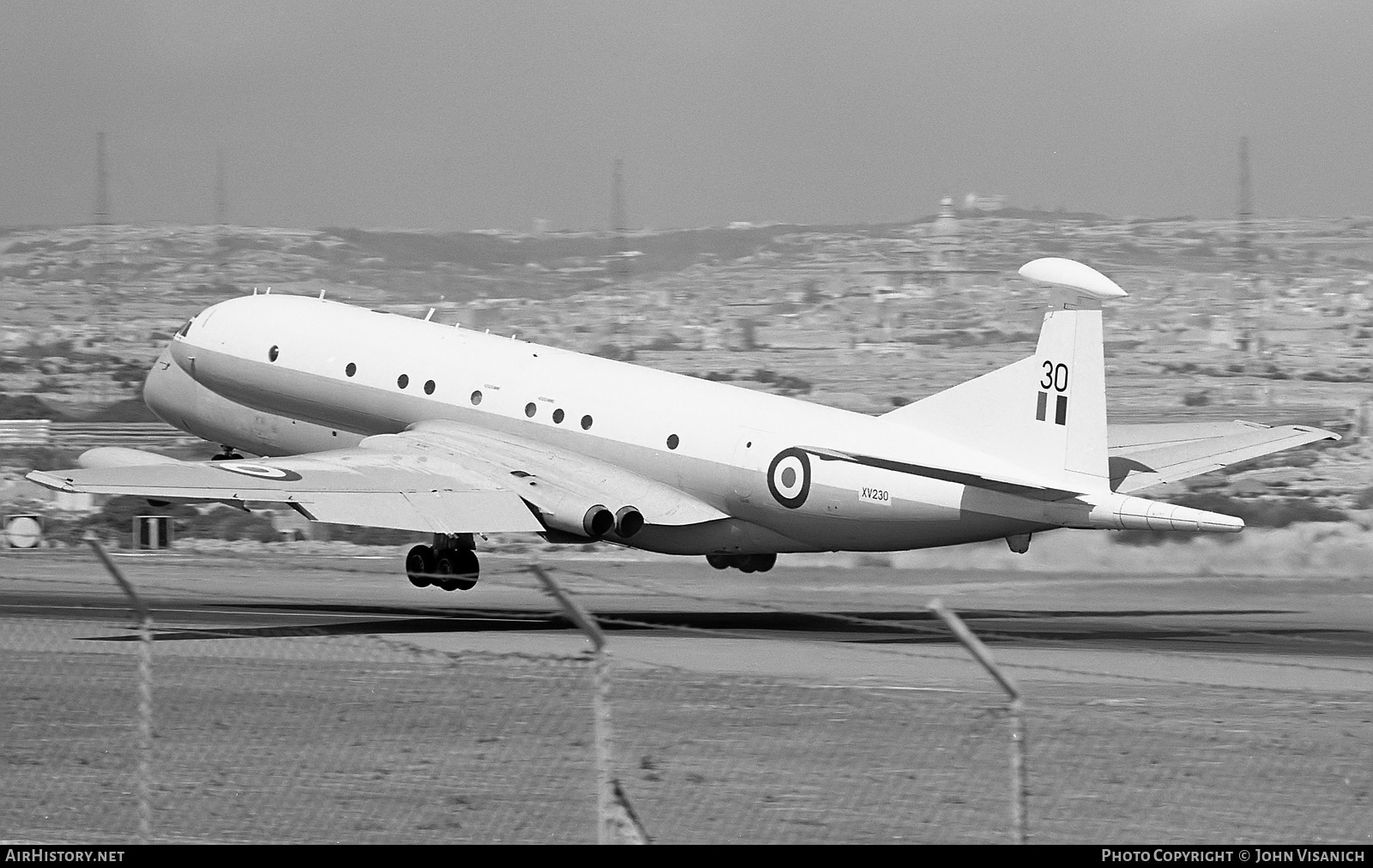 Aircraft Photo of XV230 | Hawker Siddeley HS-801 Nimrod MR.1 | UK - Air Force | AirHistory.net #386573