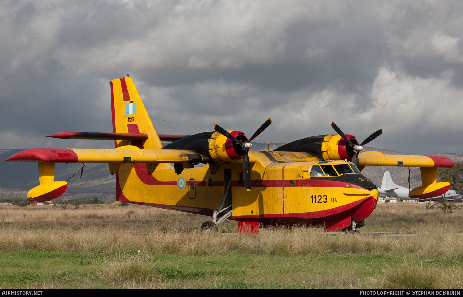 Aircraft Photo of 1123 | Canadair CL-215-V (CL-215-1A10) | Greece - Air Force | AirHistory.net #386615