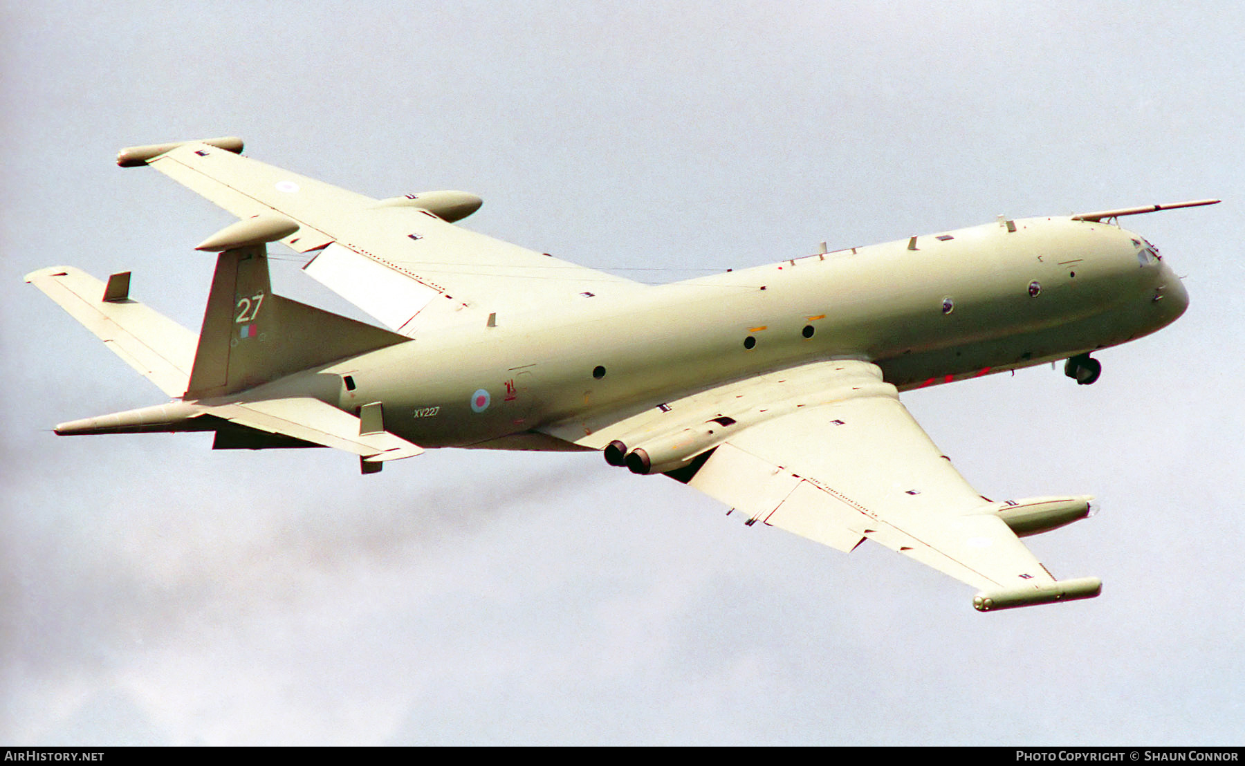 Aircraft Photo of XV227 | Hawker Siddeley Nimrod MR2P | UK - Air Force | AirHistory.net #386715