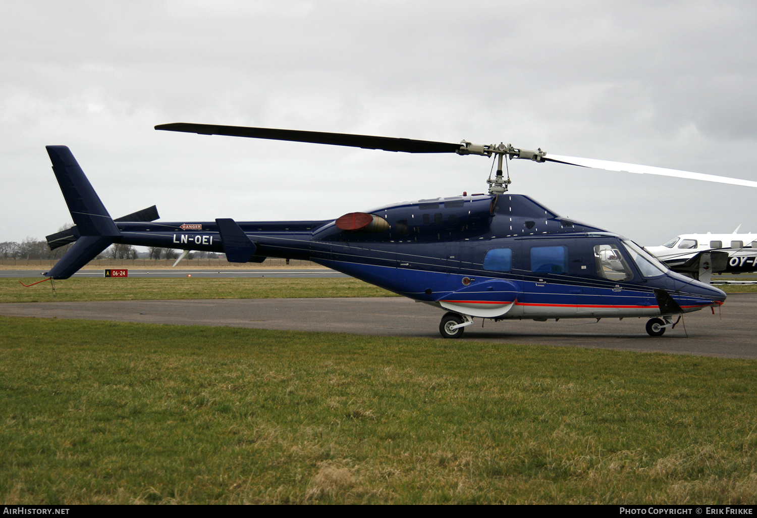 Aircraft Photo of LN-OEI | Bell 222B | AirHistory.net #386750