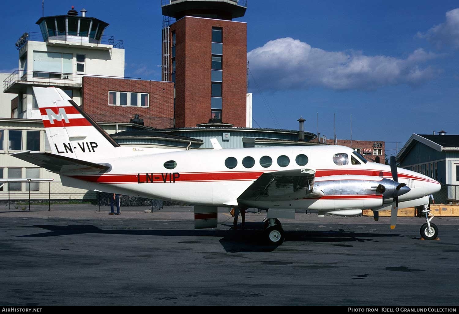 Aircraft Photo of LN-VIP | Beech 100 King Air | Mey-Air | AirHistory.net #386831
