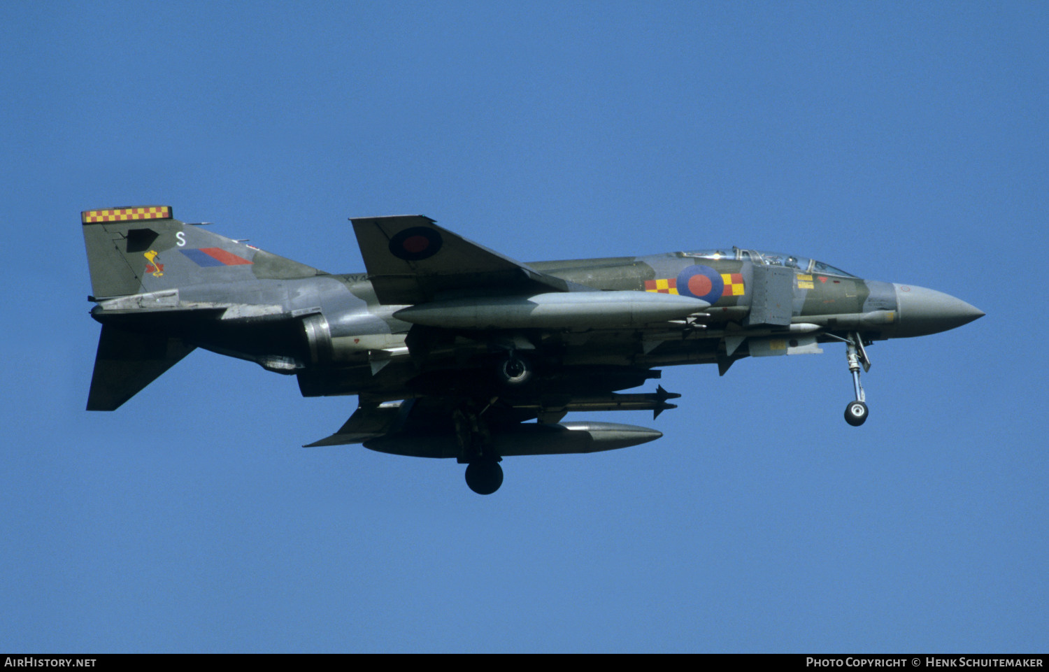Aircraft Photo of XV490 | McDonnell Douglas F-4M Phantom FGR2 | UK - Air Force | AirHistory.net #386875