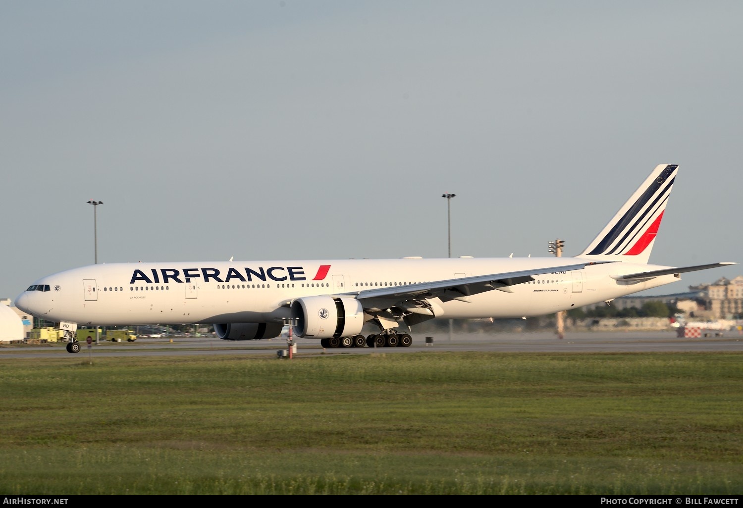 Aircraft Photo of F-GZND | Boeing 777-328/ER | Air France | AirHistory.net #386891