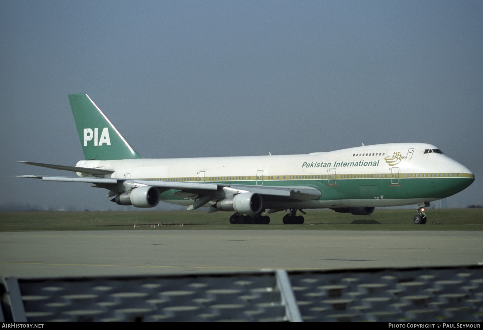 Aircraft Photo of AP-AYV | Boeing 747-282B | Pakistan International Airlines - PIA | AirHistory.net #386915