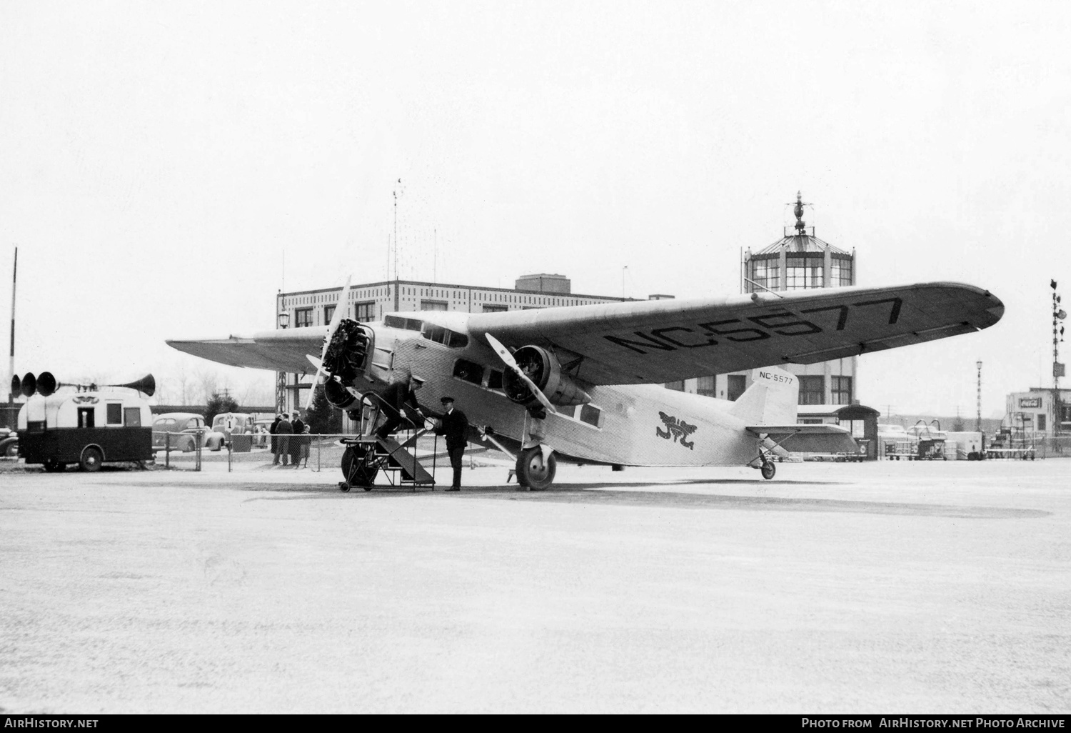 Aircraft Photo of NC5577 | Ford 4-AT-B Tri-Motor | Phenick Flying Service | AirHistory.net #386986