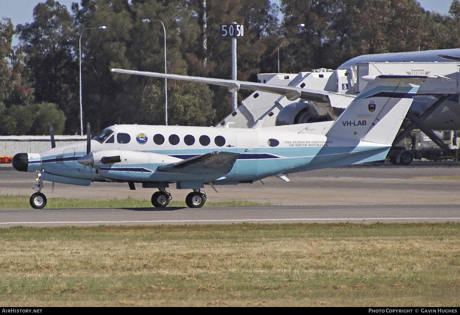Aircraft Photo of VH-LAB | Beech B200T Super King Air | Flinders University | AirHistory.net #387025