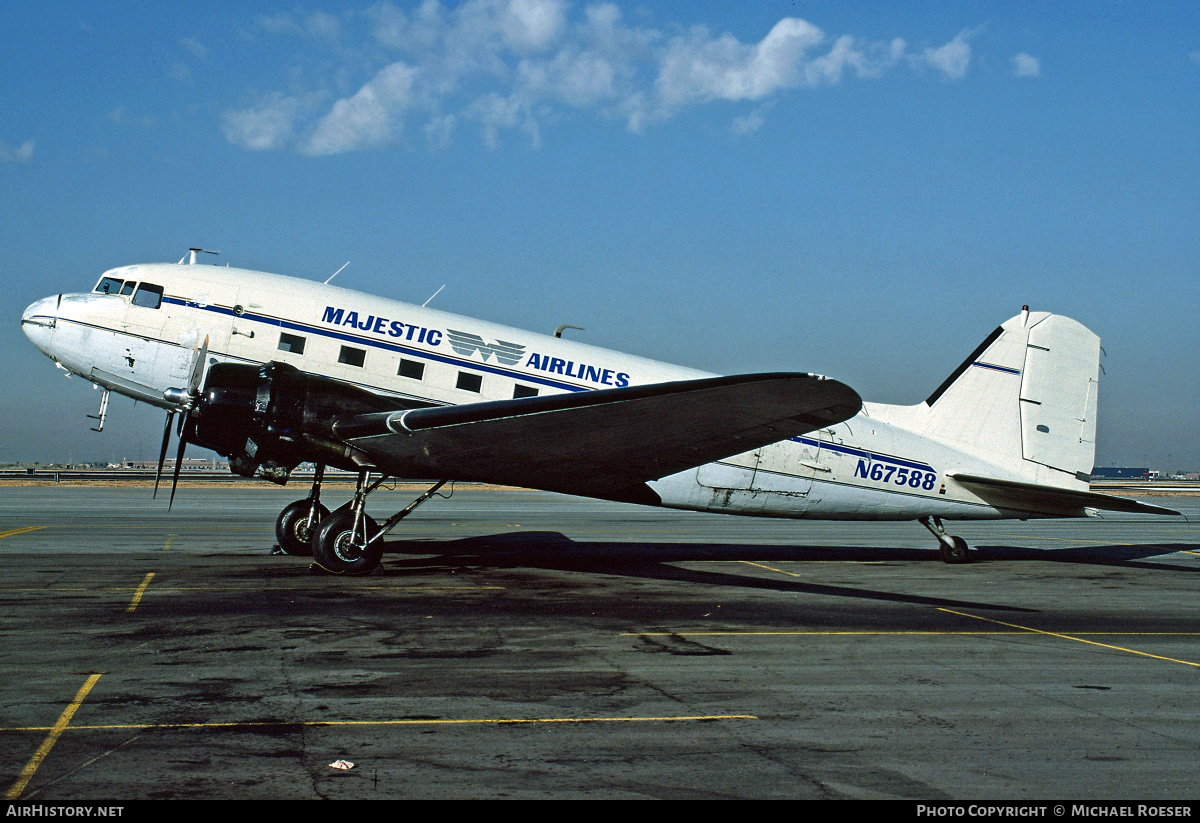 Aircraft Photo of N67588 | Douglas C-47A Skytrain | Majestic Airlines | AirHistory.net #387225