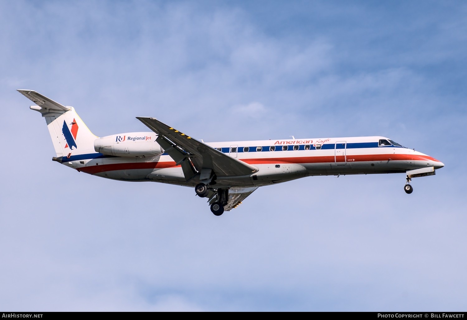 Aircraft Photo of N702AE | Embraer ERJ-135LR (EMB-135LR) | American Eagle | AirHistory.net #387250
