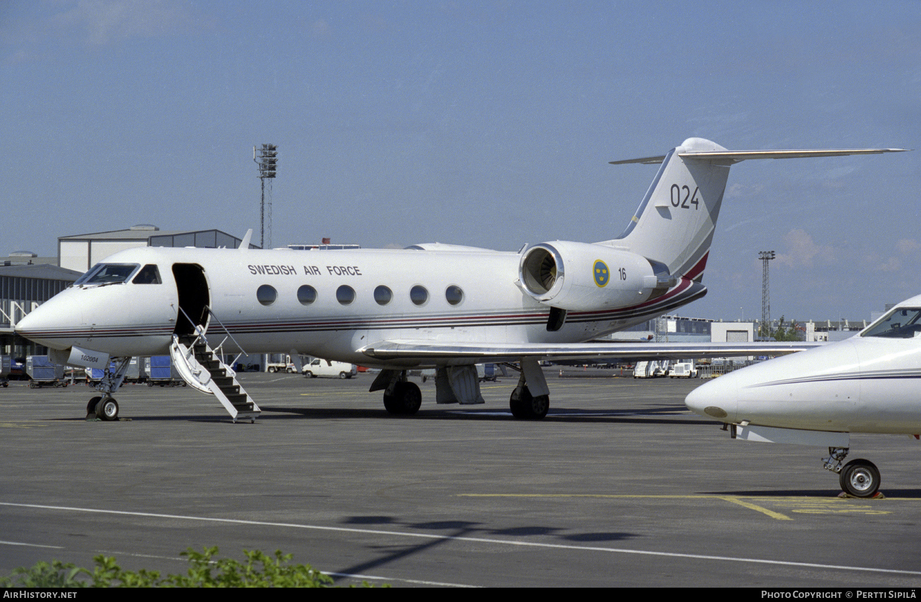 Aircraft Photo of 102004 | Gulfstream Aerospace Tp102C Gulfstream IV (G-IV-SP) | Sweden - Air Force | AirHistory.net #387299