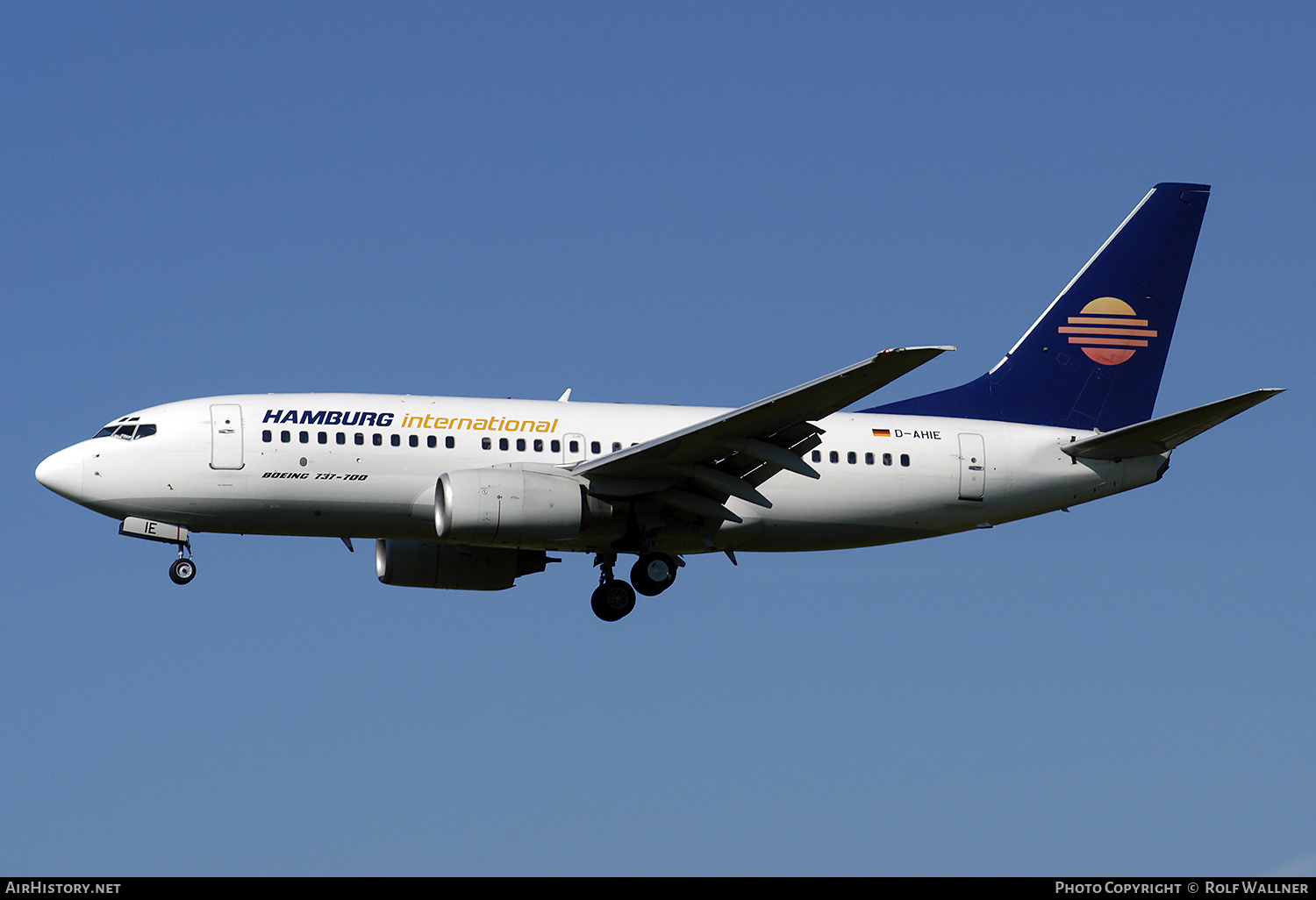 Aircraft Photo of D-AHIE | Boeing 737-73S | Hamburg International | AirHistory.net #387343