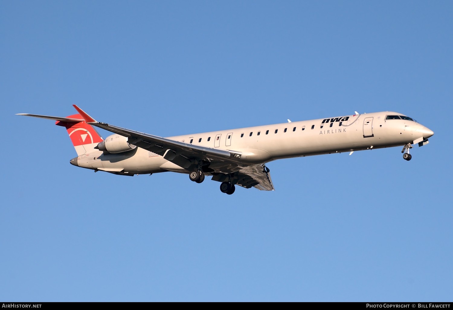 Aircraft Photo of N908XJ | Bombardier CRJ-900 (CL-600-2D24) | NWA Airlink | AirHistory.net #387463