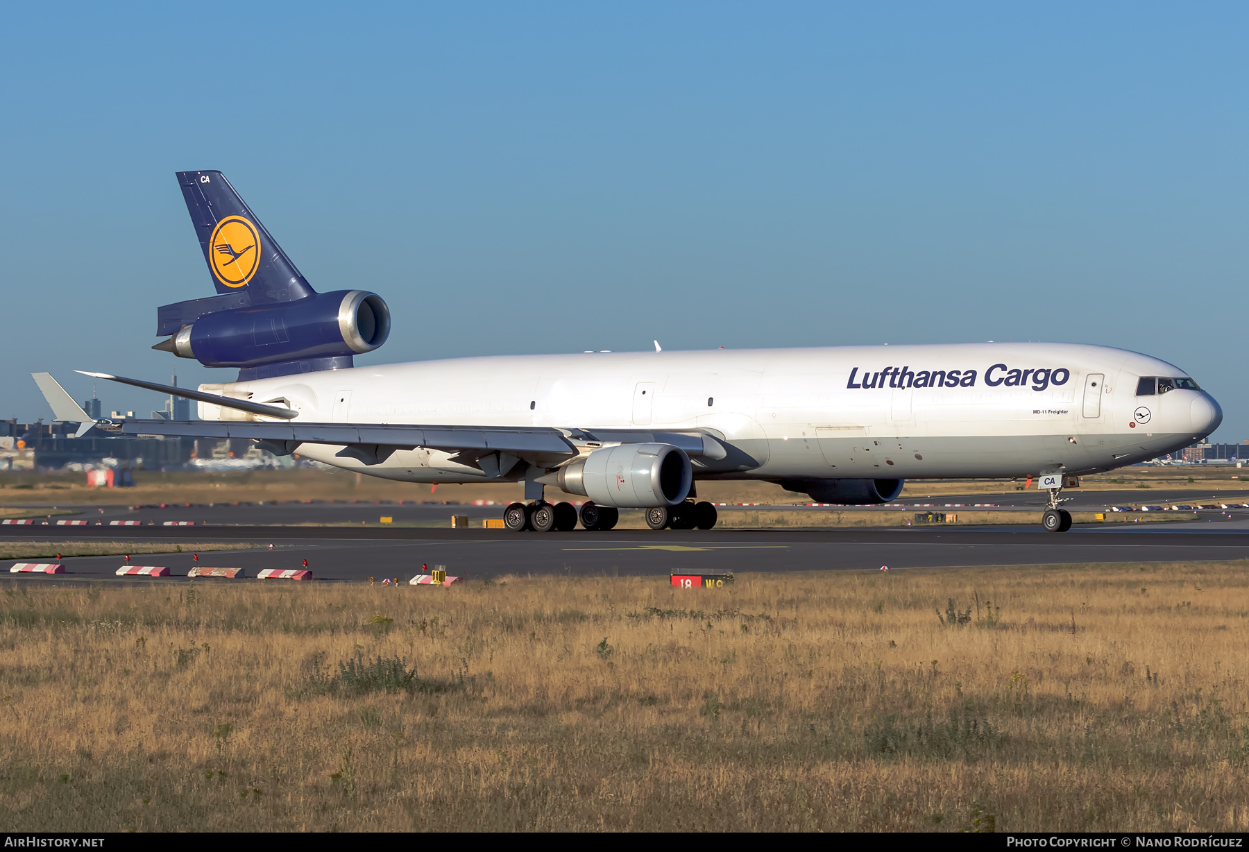 Aircraft Photo of D-ALCA | McDonnell Douglas MD-11/F | Lufthansa Cargo | AirHistory.net #387563