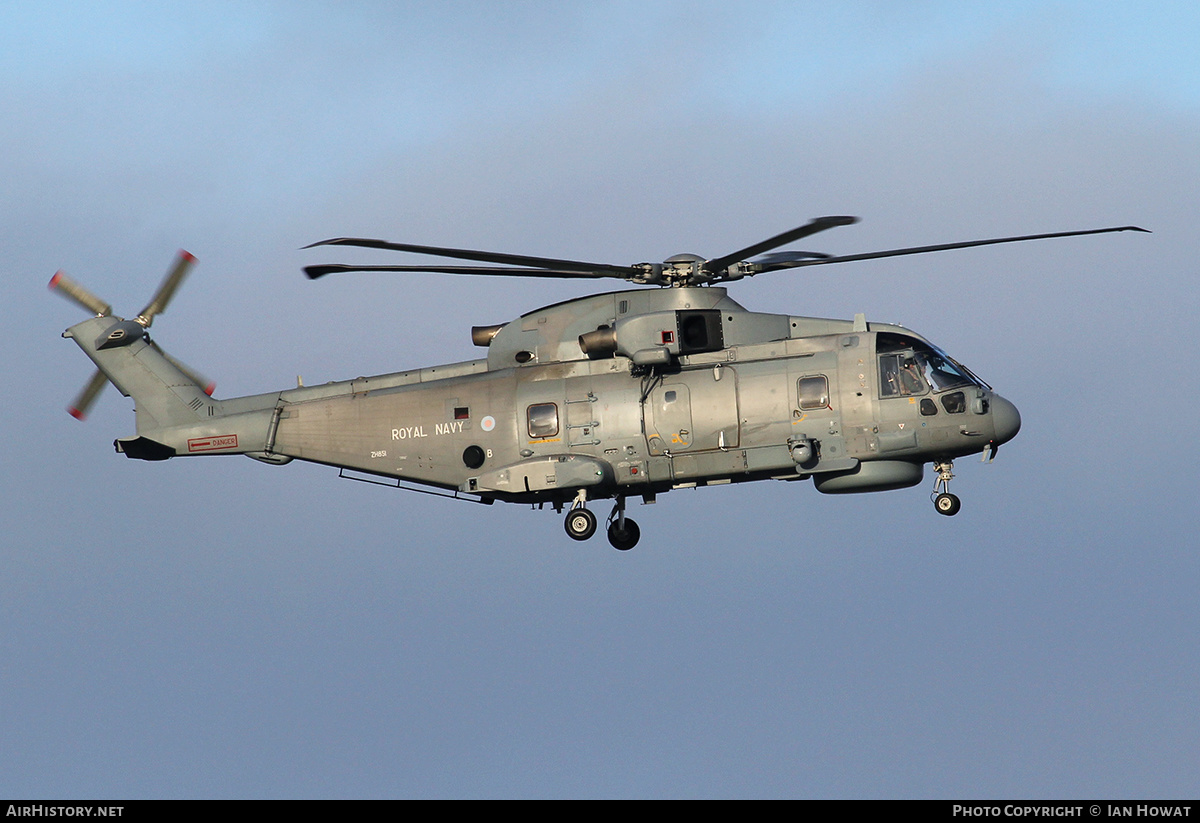 Aircraft Photo of ZH851 | EHI EH101-111 Merlin HM2 | UK - Navy | AirHistory.net #387713