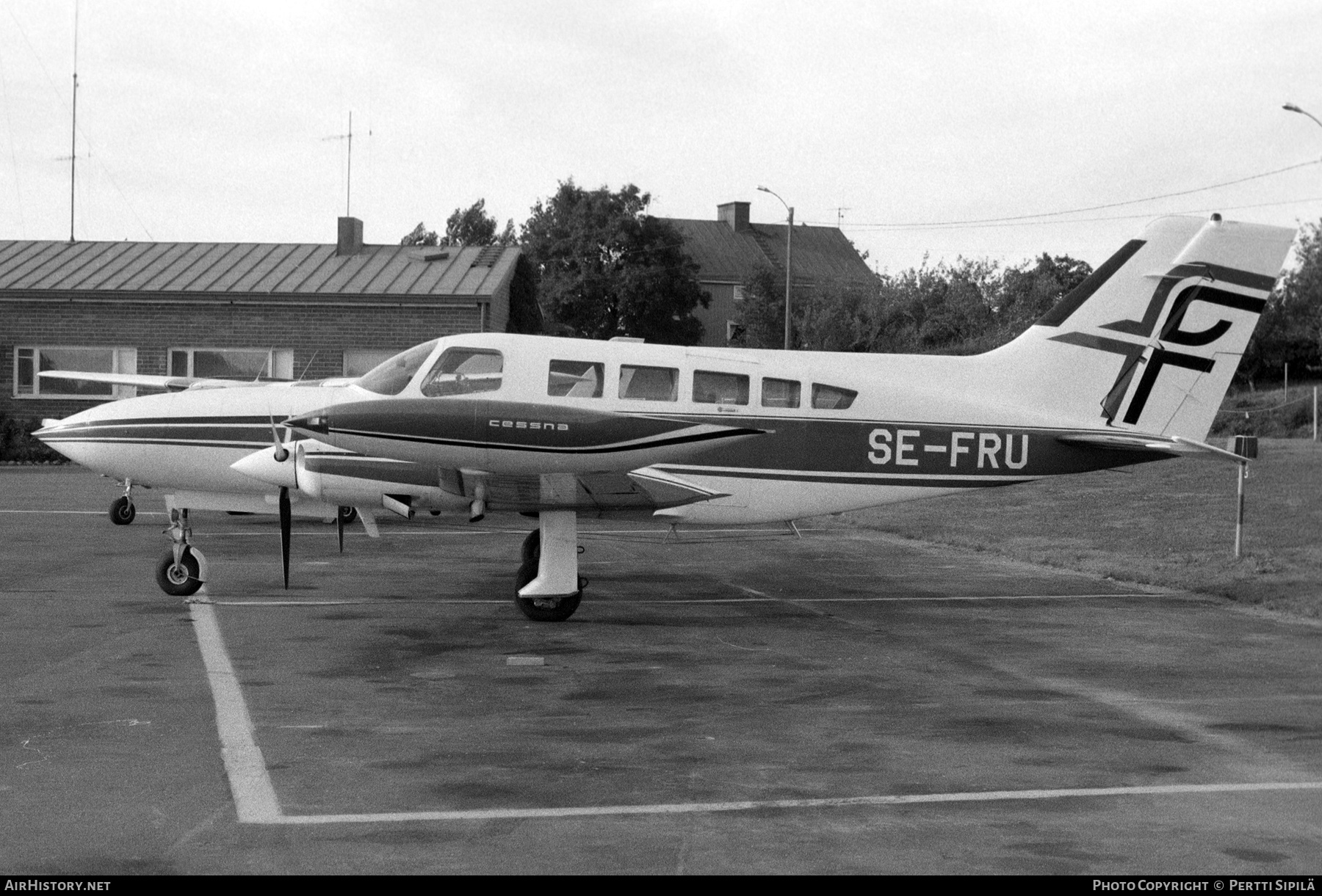 Aircraft Photo of SE-FRU | Cessna 402B Businessliner | AirHistory.net #387723
