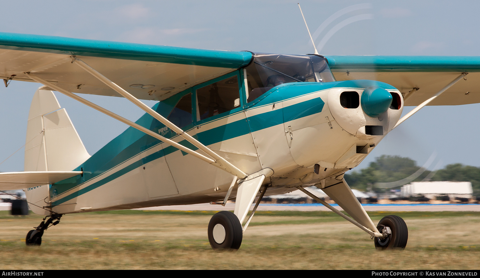 Aircraft Photo of N6865B | Piper PA-22-150 Tri-Pacer | AirHistory.net #387745