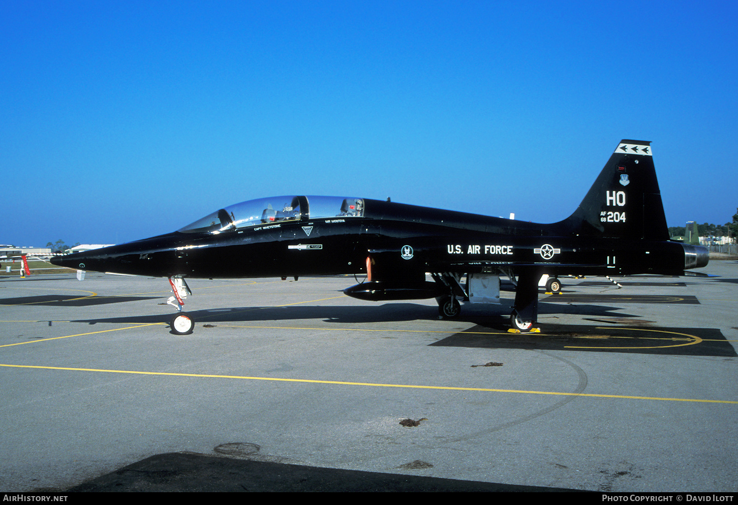 Aircraft Photo of 68-8204 / AF68-204 | Northrop T-38A Talon | USA - Air Force | AirHistory.net #387766