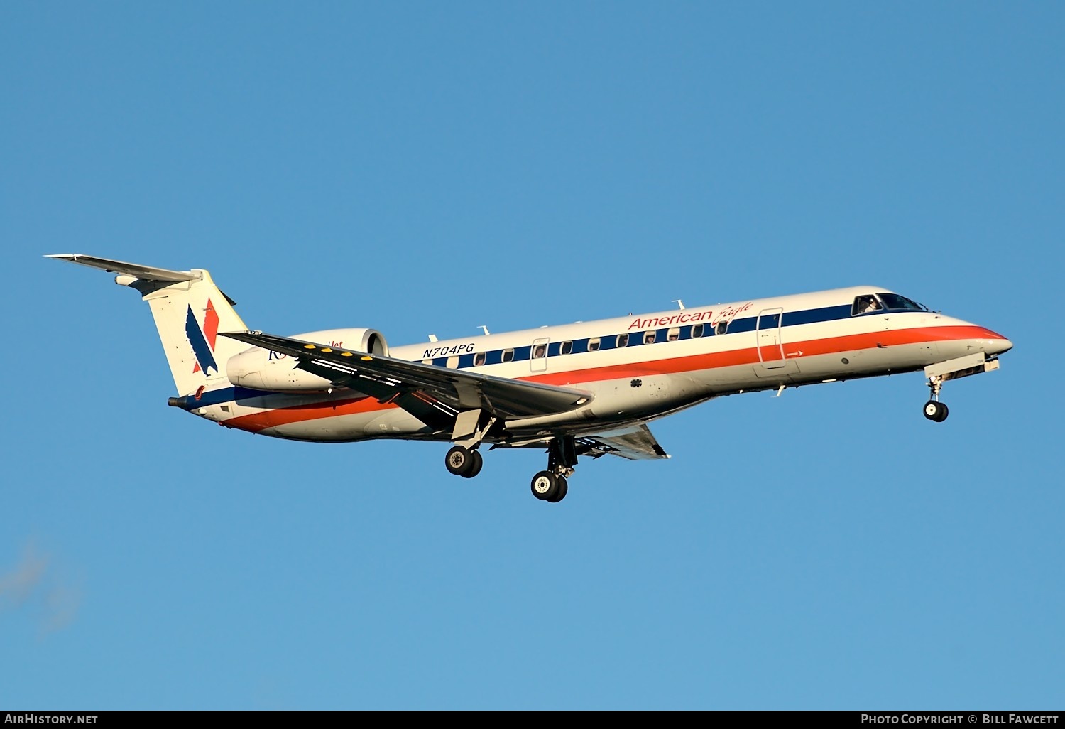 Aircraft Photo of N704PG | Embraer ERJ-135LR (EMB-135LR) | American Eagle | AirHistory.net #387888