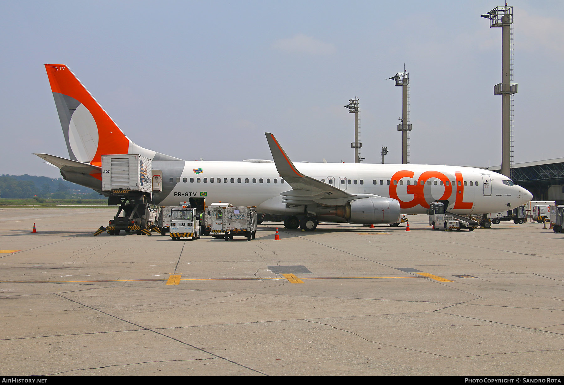 Aircraft Photo of PR-GTV | Boeing 737-8EH | GOL Linhas Aéreas | AirHistory.net #387889