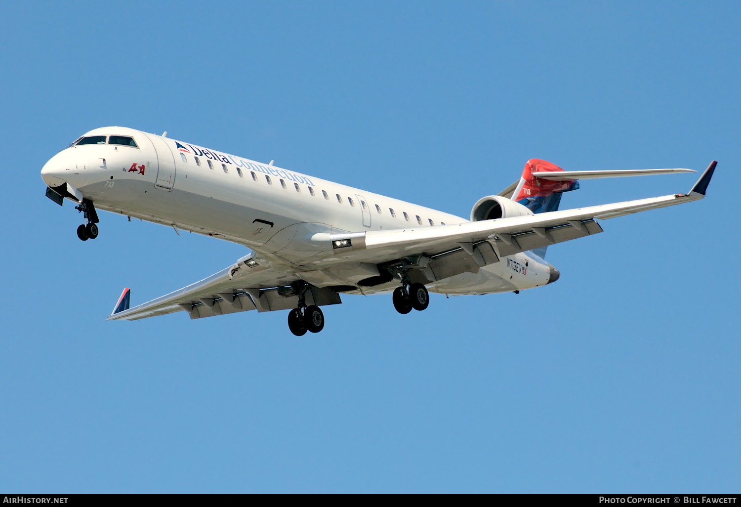 Aircraft Photo of N713EV | Bombardier CRJ-700 (CL-600-2C10) | Delta Connection | AirHistory.net #387894