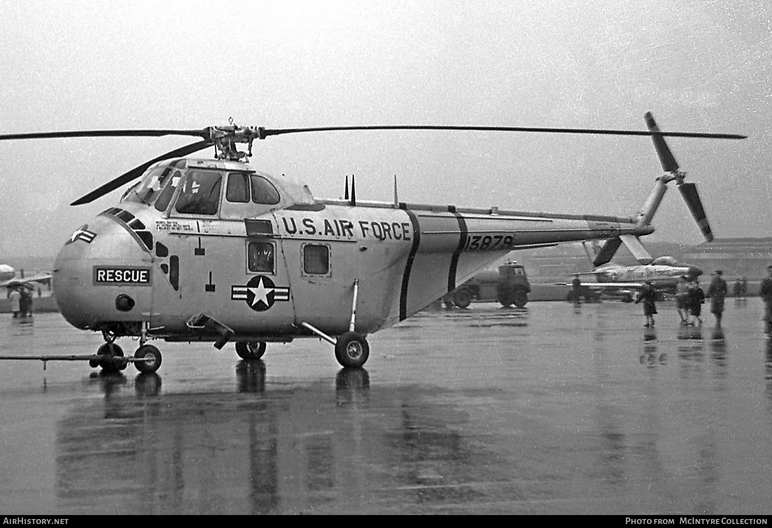 Aircraft Photo of 51-3879 / 13879 | Sikorsky H-19A (S-55B) | USA - Air Force | AirHistory.net #387904