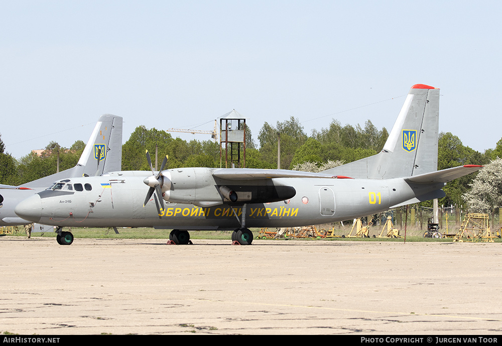 Aircraft Photo of 01 yellow | Antonov An-24B | Ukraine - Air Force | AirHistory.net #388030