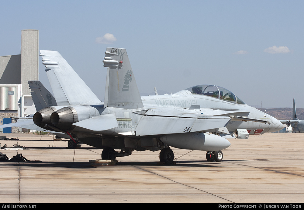 Aircraft Photo of 165687 | McDonnell Douglas F/A-18D Hornet | USA - Marines | AirHistory.net #388037